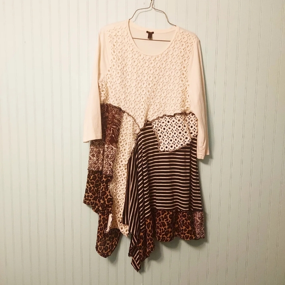 Dainty Jewells Tops - Large rts Mixed media tunic